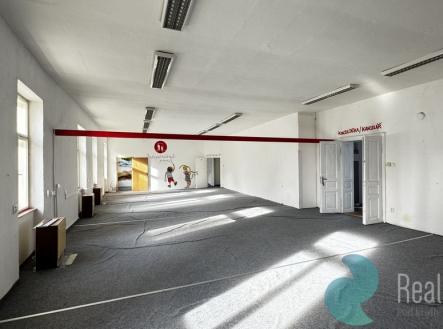 img-6910.jpeg | Pronájem - kanceláře, 150 m²