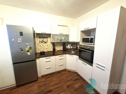 20251030-165420.jpg | Pronájem bytu, 1+1, 42 m²