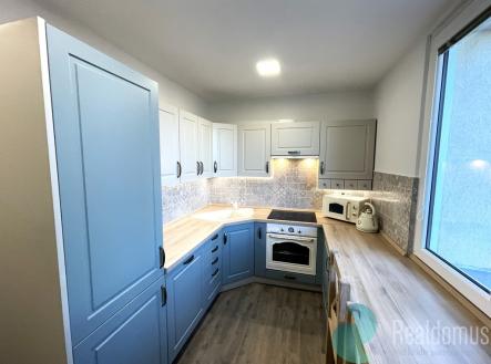 20251218-141500554-ios.jpg | Pronájem bytu, 4+1, 86 m²