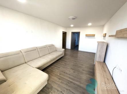 20251218-141131747-ios.jpg | Pronájem bytu, 4+1, 86 m²