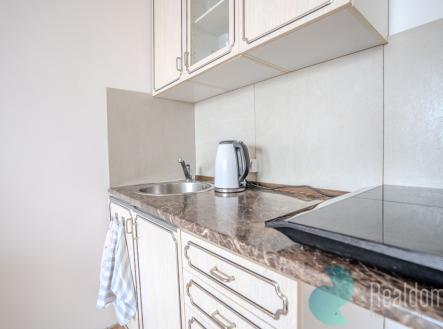 dsc08397-hdr.jpg | Prodej bytu, 1+kk, 29 m²