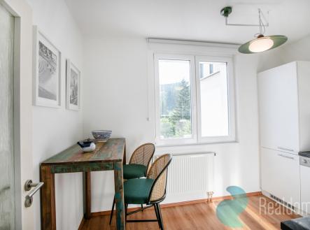 5d4-1637.jpg | Prodej bytu, 2+1, 55 m²