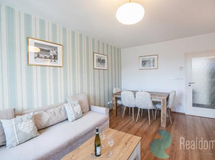 5d4-1657.jpg | Prodej bytu, 2+1, 55 m²