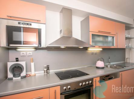 5d4-9996.jpg | Prodej bytu, 3+1, 69 m²