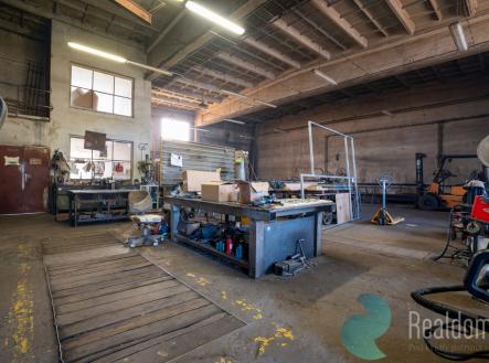 dsc05819.jpg | Prodej - výrobní prostor, 2 255 m²