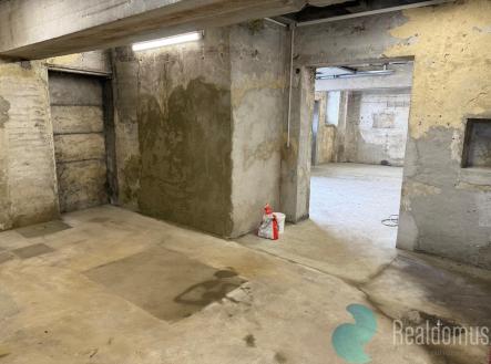 b8c3bd48-bd7e-405d-ad9d-ac44f3f80dc2.jpg | Pronájem - výrobní prostor, 79 m²