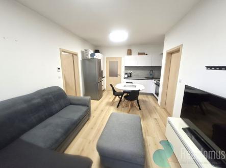 20260114-090251.jpg | Pronájem bytu, 3+kk, 77 m²