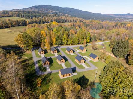 chaty-1.jpg | Prodej - pozemek pro komerční výstavbu, 17 493 m²