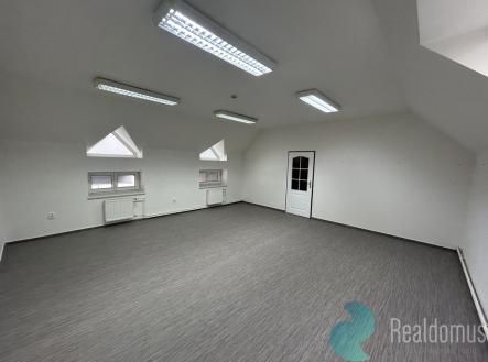 img-2276.jpeg | Pronájem - kanceláře, 139 m²
