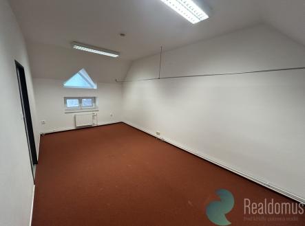 img-2274.jpeg | Pronájem - kanceláře, 139 m²