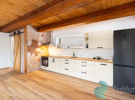 dsc01037.jpg | Pronájem bytu, 1+kk, 53 m²