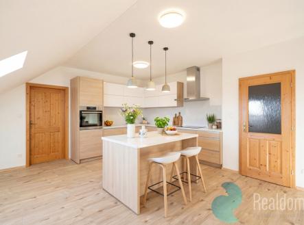 3.jpg | Prodej bytu, 2+kk, 47 m²