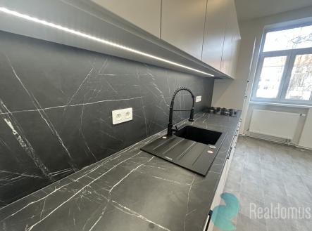 img-3068.jpeg | Pronájem bytu, 2+1, 70 m²