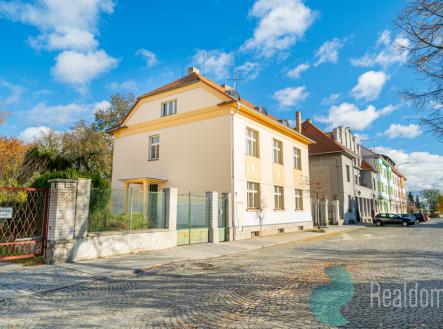 dsc08270.jpg | Prodej - dům/vila, 485 m²