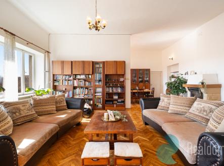 dsc01830.jpg | Prodej - nájemní dům, 330 m²