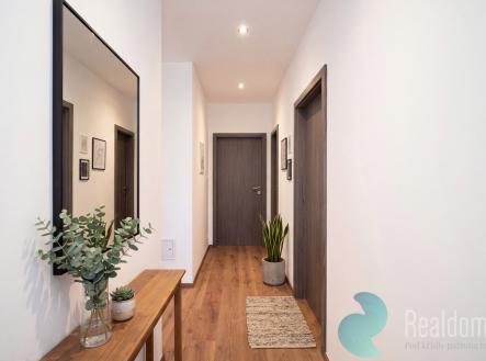 chodba.jpg | Prodej bytu, 3+kk, 64 m²