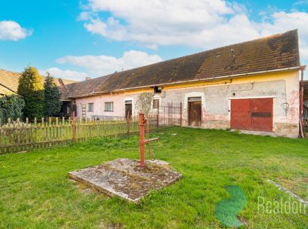 dsc03698.jpg | Prodej - zemědělský objekt, 2 592 m²