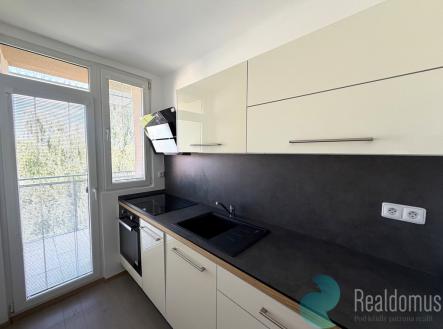 img-1704.jpeg | Pronájem bytu, 2+kk, 46 m²