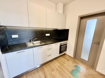 img-5307.jpeg | Pronájem bytu, 1+1, 28 m²