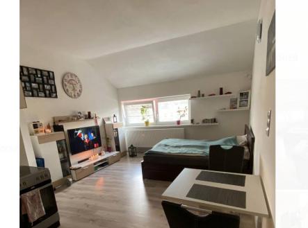 Pronájem bytu, 1+kk, 34 m² obrázek