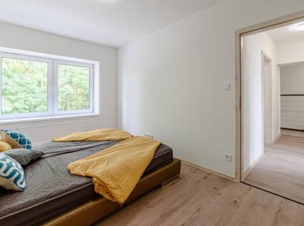 Bez popisku | Pronájem bytu, 3+kk, 148 m²