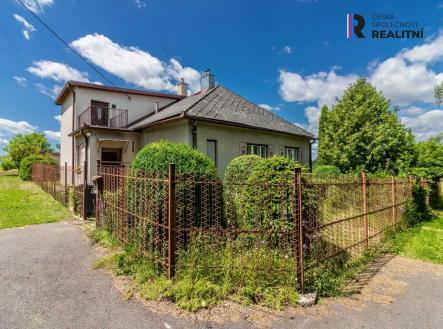 příjezd k domu | Prodej - dům/vila, 156 m²