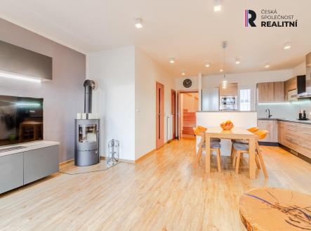 obývací pokoj s kuchyňským koutem | Prodej - dům/vila, 145 m²
