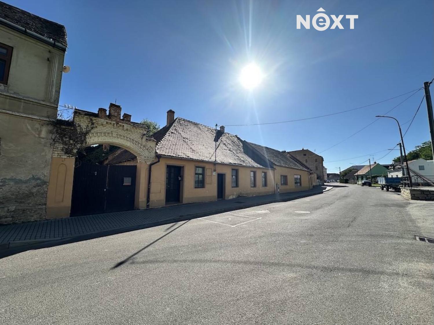 Prodej komerční Obchodní prostory, 650㎡