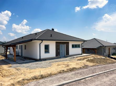 . | Prodej - dům/vila, 104 m²