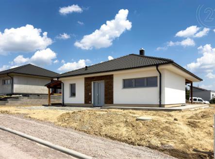 . | Prodej - dům/vila, 104 m²