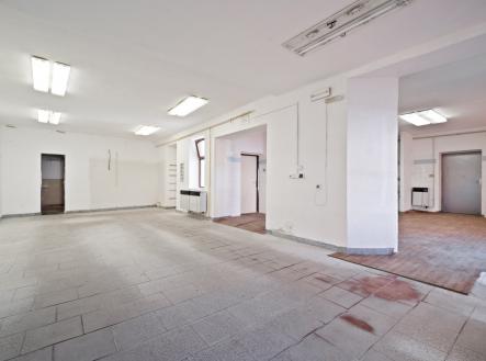 Prodej - obchodní prostor, 118 m²