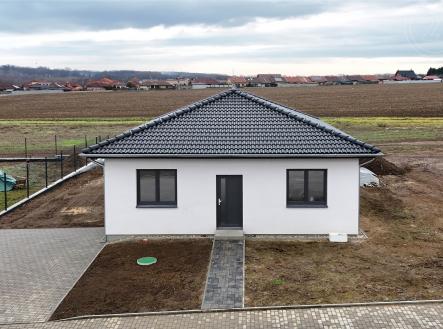 . | Prodej - dům/vila, 122 m²