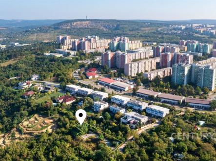 . | Prodej - pozemek pro bydlení, 2 004 m²