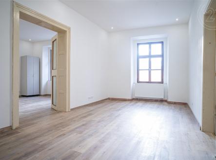 . | Pronájem bytu, atypický, 77 m²