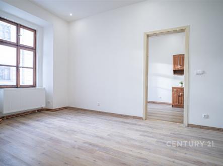 . | Pronájem bytu, 2+1, 77 m²