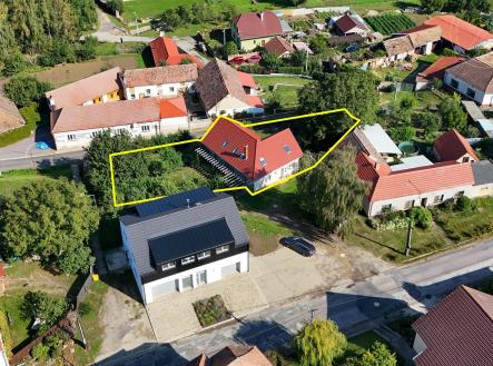 . | Prodej - dům/vila, 140 m²