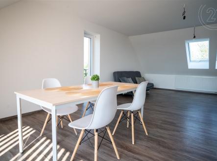 . | Pronájem bytu, 3+kk, 95 m²