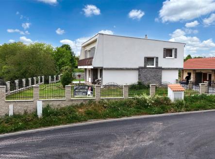 . | Prodej - dům/vila, 146 m²