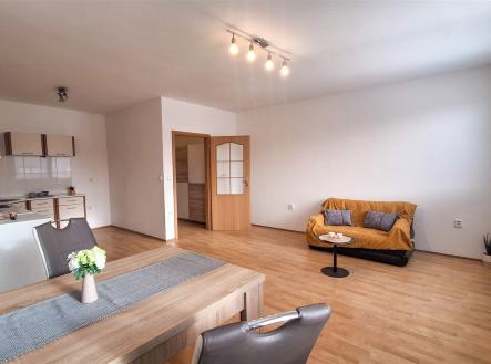 . | Pronájem bytu, 2+kk, 61 m²