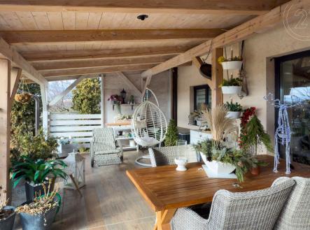 . | Prodej - dům/vila, 226 m²