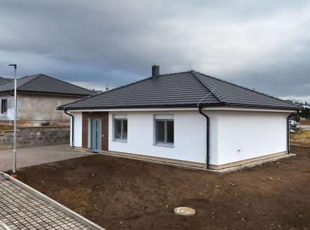 . | Prodej - dům/vila, 104 m²