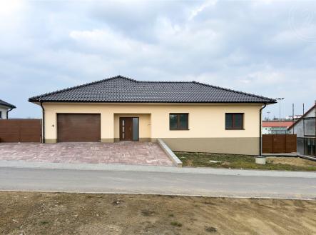 . | Prodej - dům/vila, 178 m²