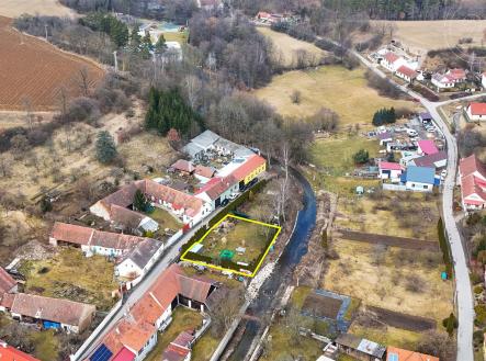 . | Prodej - pozemek pro bydlení, 722 m²