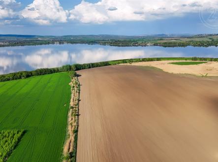. | Prodej - pozemek, zemědělská půda, 9 682 m²