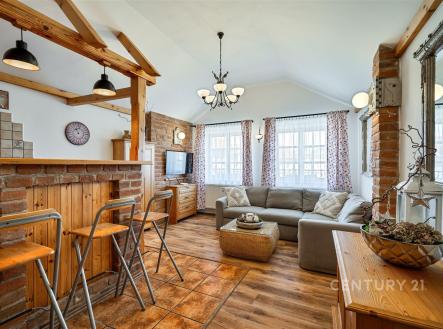 . | Prodej - malý objekt/garáž