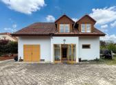 Prodej - dům/vila, 233 m²