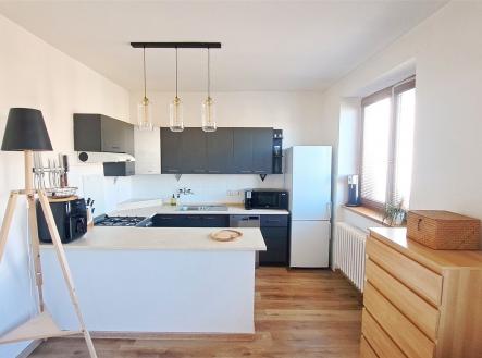 . | Pronájem bytu, 3+kk, 68 m²