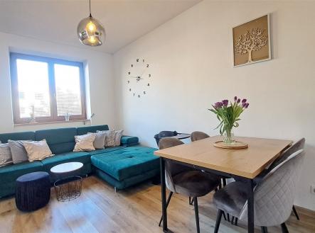 . | Pronájem bytu, 3+kk, 68 m²