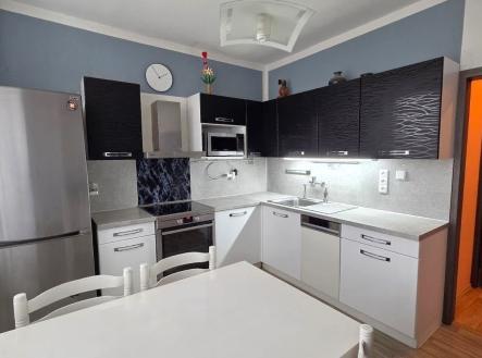 Pronájem bytu, 3+1, 70 m² obrázek