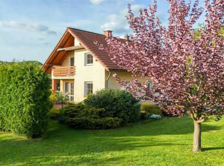 Prodej - dům/vila, 186 m² obrázek